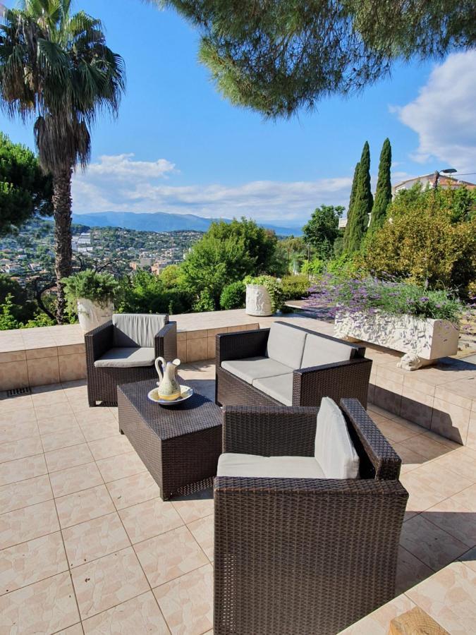 Haus Mit Garten Ueber Der Bucht Von Cannes วาลูริส ภายนอก รูปภาพ