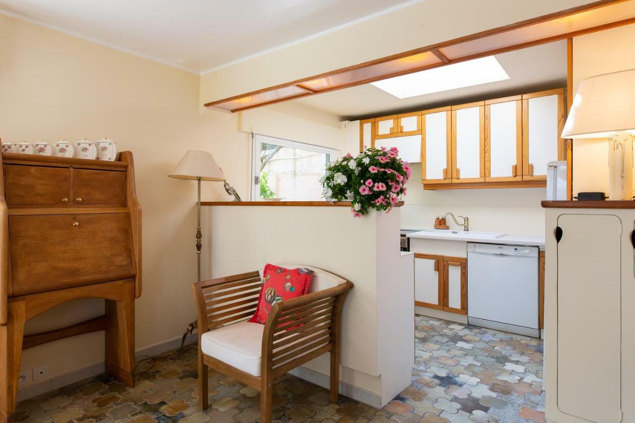 Haus Mit Garten Ueber Der Bucht Von Cannes วาลูริส ภายนอก รูปภาพ